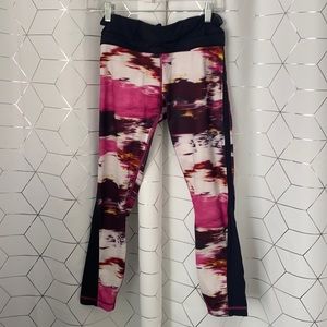 Lululemon Pink Sunset Crops